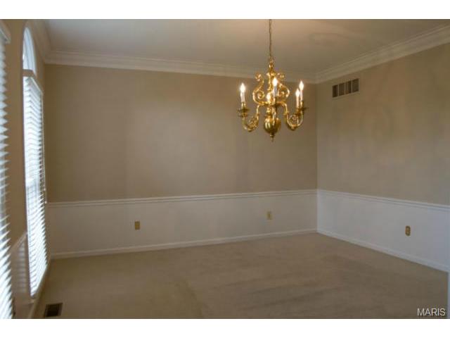 16632 Kehrsgrove Dr, Chesterfield, MO 63005 photo 11
