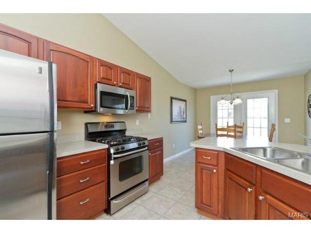 2503 Fastball Dr, O'fallon, MO 63366 photo 4