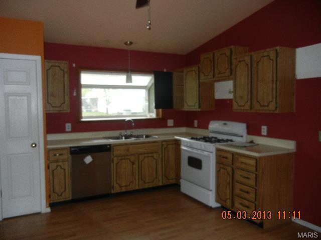 49 Chip Dr, O'fallon, MO 63366 photo 11