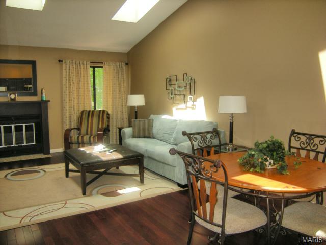 14 Hemingway Ct, Weldon Spring, MO 63304 photo 9