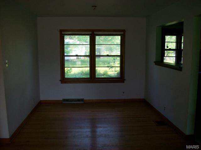441 Vine St, O'fallon, MO 63366 photo 3