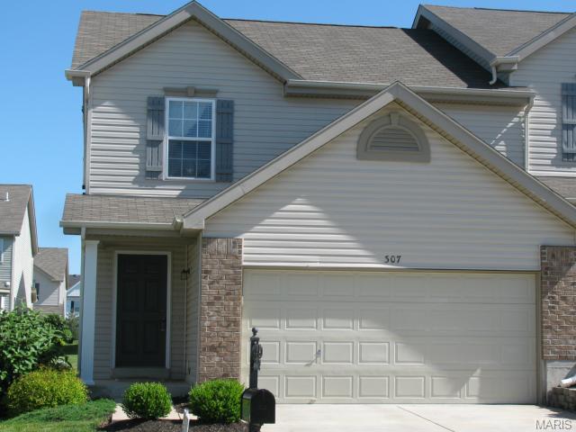 307 Wild Oak Dr, O'fallon, MO 63368 photo 2