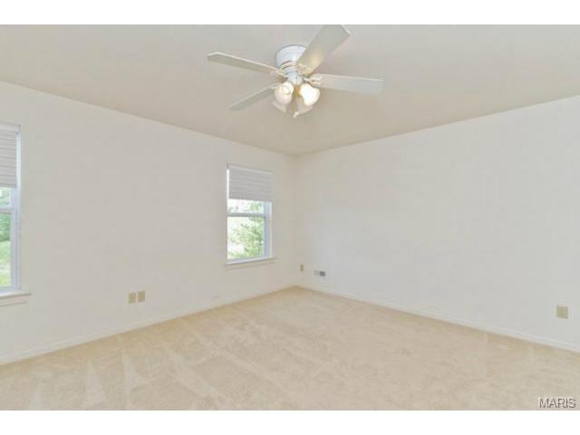 605 Hawk Run Dr, O'fallon, MO 63368 photo 19