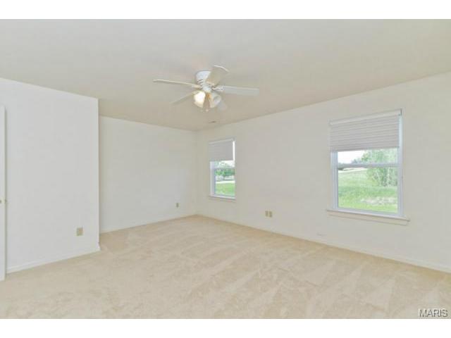 605 Hawk Run Dr, O'fallon, MO 63368 photo 22