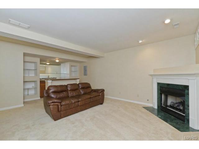 605 Hawk Run Dr, O'fallon, MO 63368 photo 33