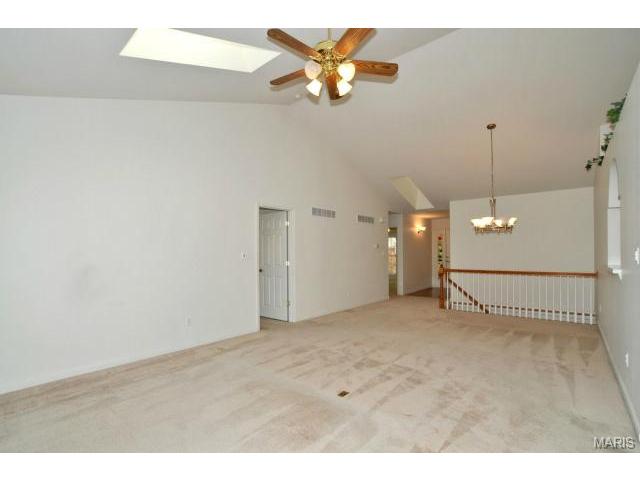 503 Galway Dr, O'fallon, MO 63366 photo 3