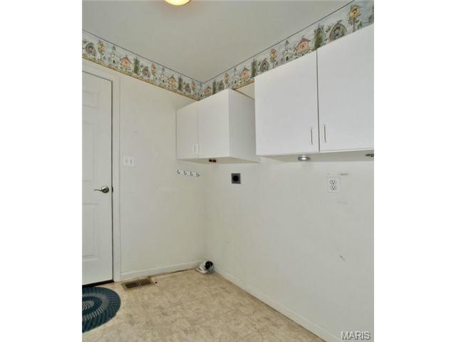 503 Galway Dr, O'fallon, MO 63366 photo 8