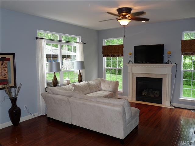201 Centennial Dr, O'fallon, MO 63368 photo 18