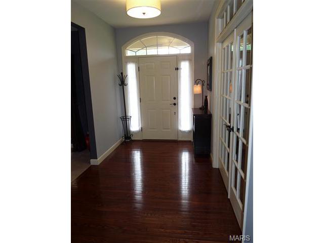 201 Centennial Dr, O'fallon, MO 63368 photo 2