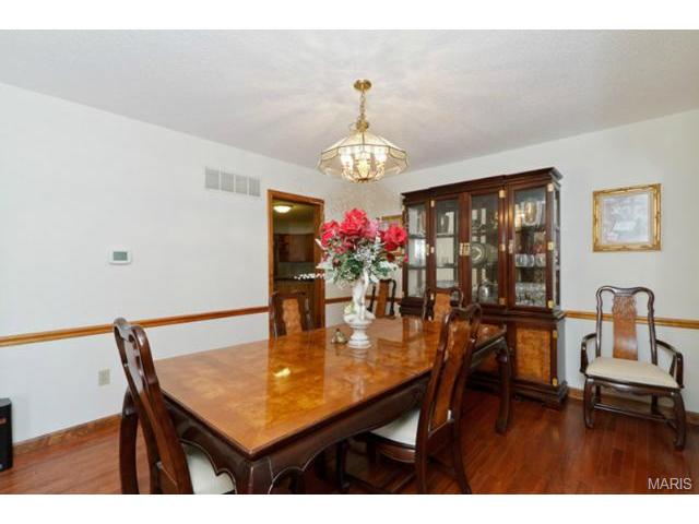 927 Hemingway, Weldon Spring, MO 63304 photo 8