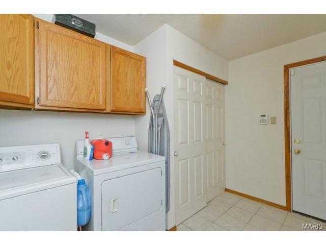 927 Hemingway, Weldon Spring, MO 63304 photo 18