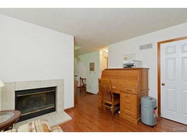 927 Hemingway, Weldon Spring, MO 63304 photo 25