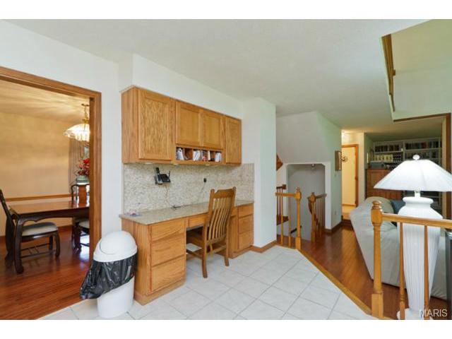 927 Hemingway, Weldon Spring, MO 63304 photo 17