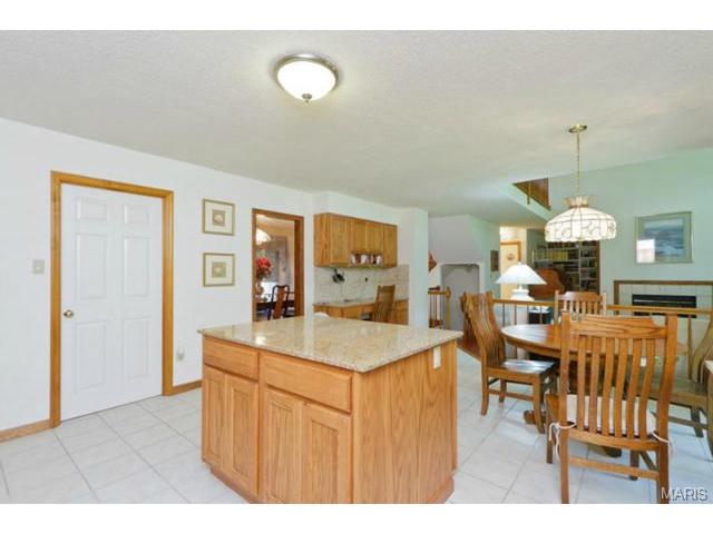 927 Hemingway, Weldon Spring, MO 63304 photo 16