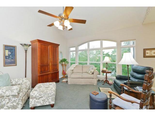 1302 Pine Bluff Dr, Saint Charles, MO 63304 photo 6