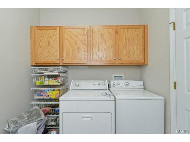 1302 Pine Bluff Dr, Saint Charles, MO 63304 photo 15