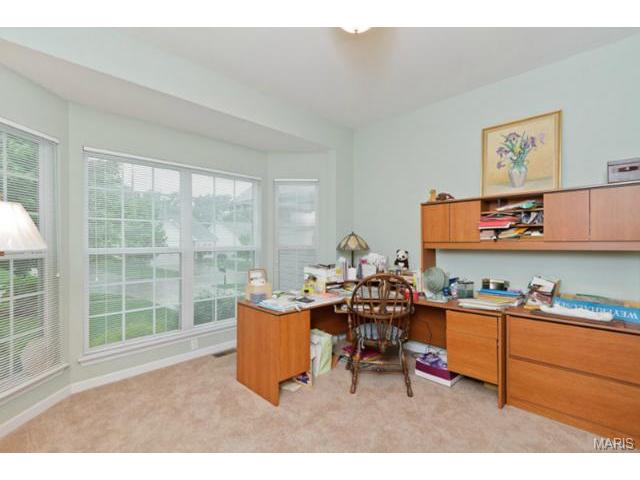 1302 Pine Bluff Dr, Saint Charles, MO 63304 photo 19