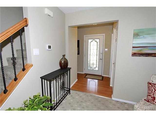 6412 Sprucefield Dr, O'fallon, MO 63368 photo 2