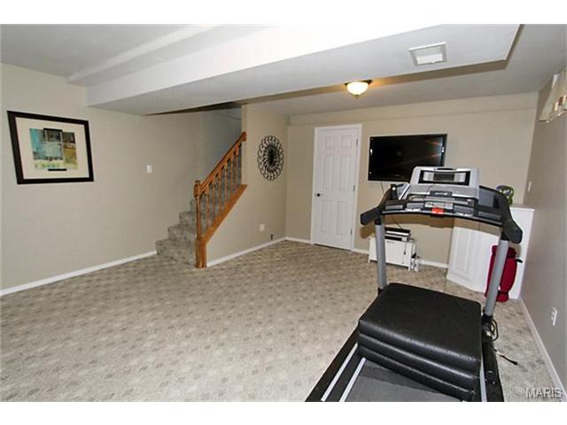 6412 Sprucefield Dr, O'fallon, MO 63368 photo 17