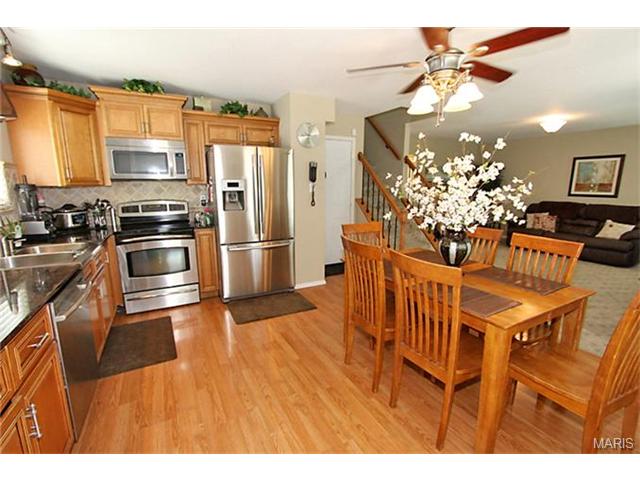 6412 Sprucefield Dr, O'fallon, MO 63368 photo 9