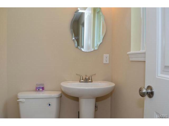 1211 N Main St, O'fallon, MO 63366 photo 13