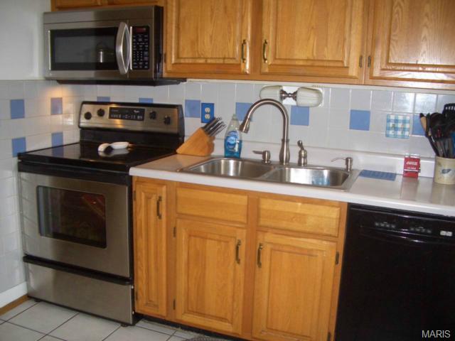 19 Chip Dr, O'fallon, MO 63366 photo 10
