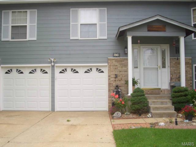 19 Chip Dr, O'fallon, MO 63366 photo 4