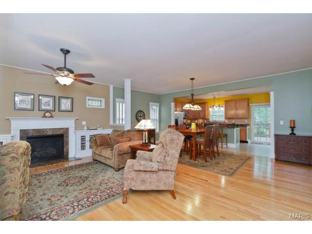 107 Hawks Haven Dr, O'fallon, MO 63368 photo 5