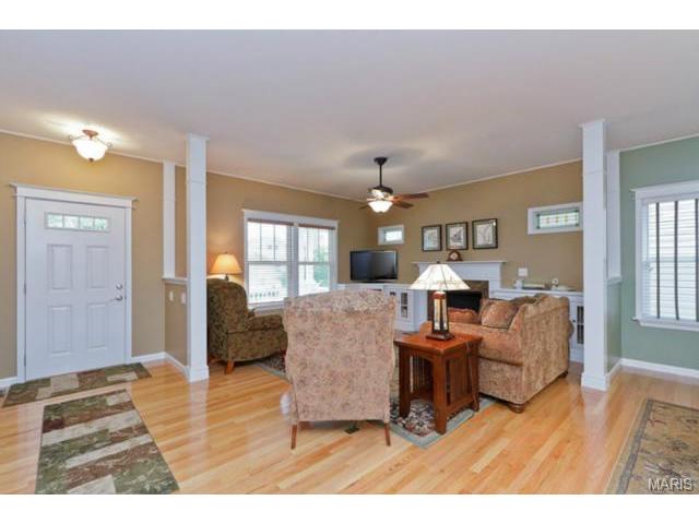 107 Hawks Haven Dr, O'fallon, MO 63368 photo 6