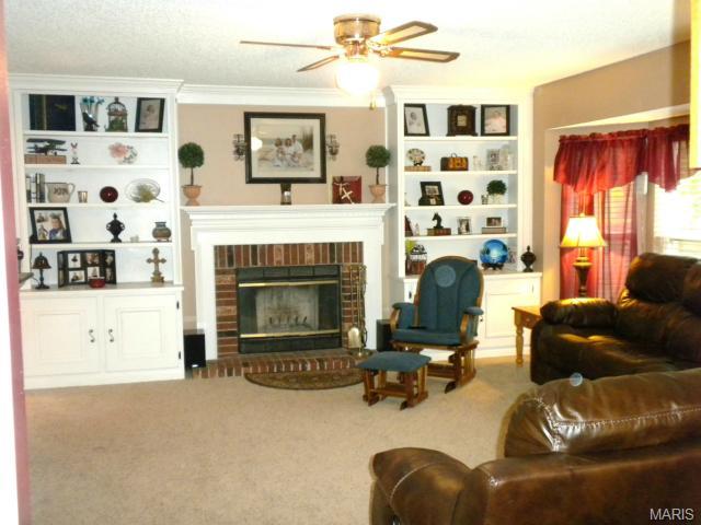 481 Bellingham Ct, Saint Charles, MO 63304 photo 10