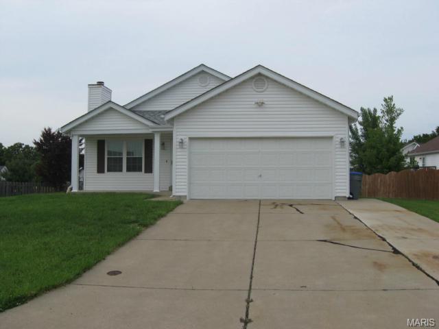 88 Mallard Pointe Dr, O'fallon, MO 63368 photo 1