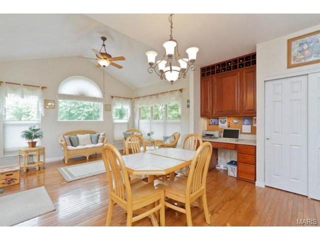 704 Sunset Hills Dr, O'fallon, MO 63366 photo 8