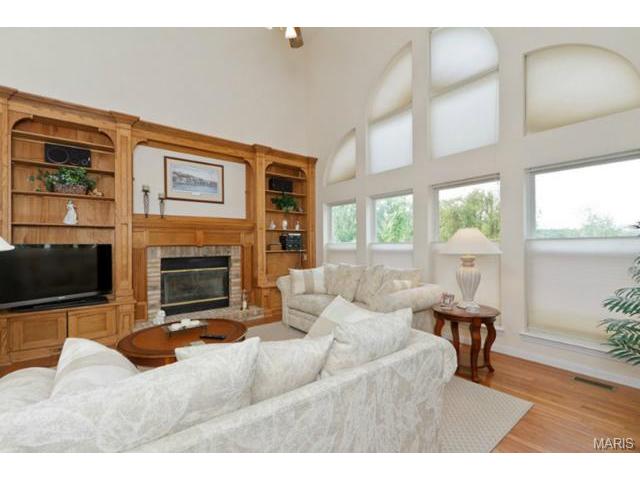 704 Sunset Hills Dr, O'fallon, MO 63366 photo 6