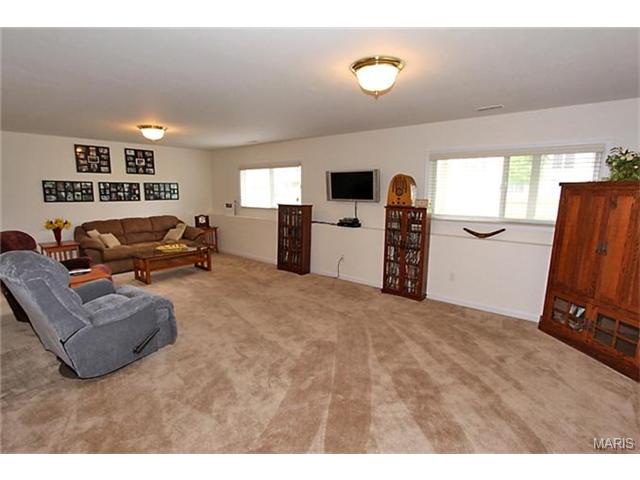 264 Crystal Rdg, O'fallon, MO 63366 photo 16