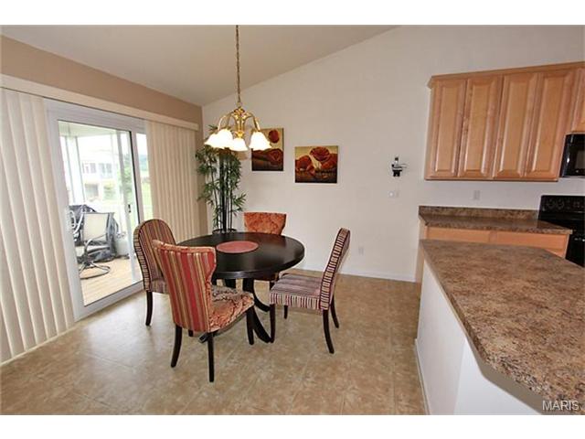 264 Crystal Rdg, O'fallon, MO 63366 photo 11