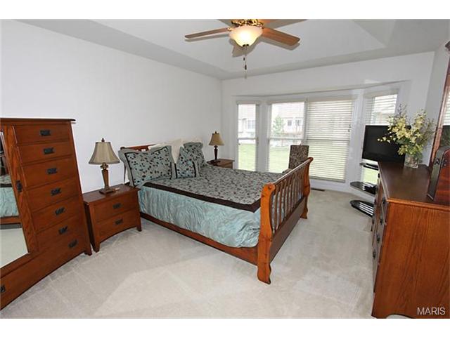 264 Crystal Rdg, O'fallon, MO 63366 photo 12