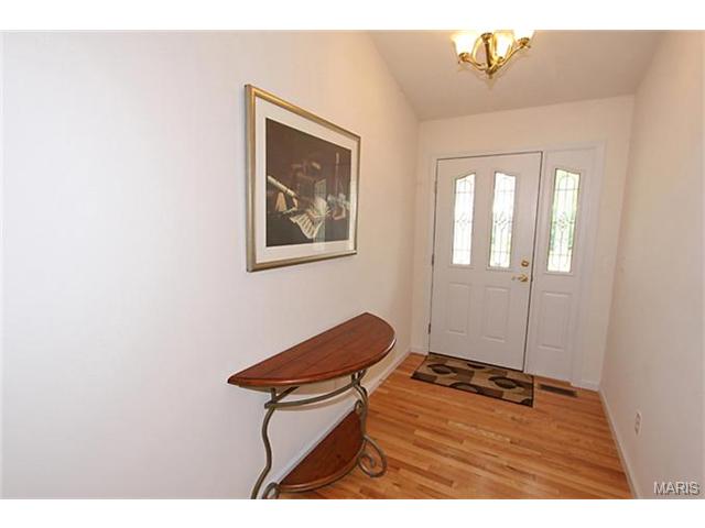 264 Crystal Rdg, O'fallon, MO 63366 photo 2