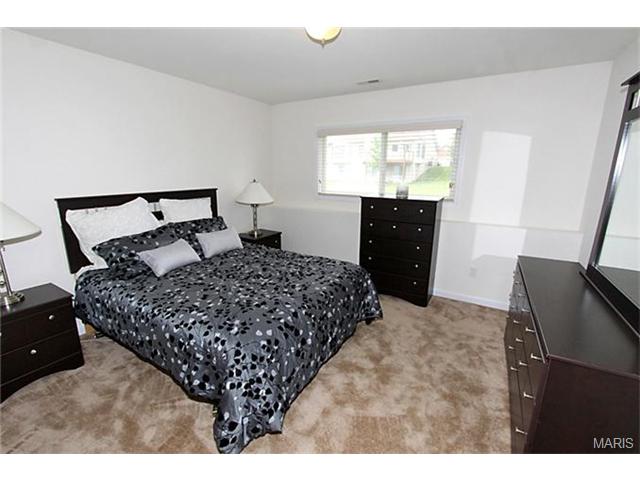 264 Crystal Rdg, O'fallon, MO 63366 photo 20