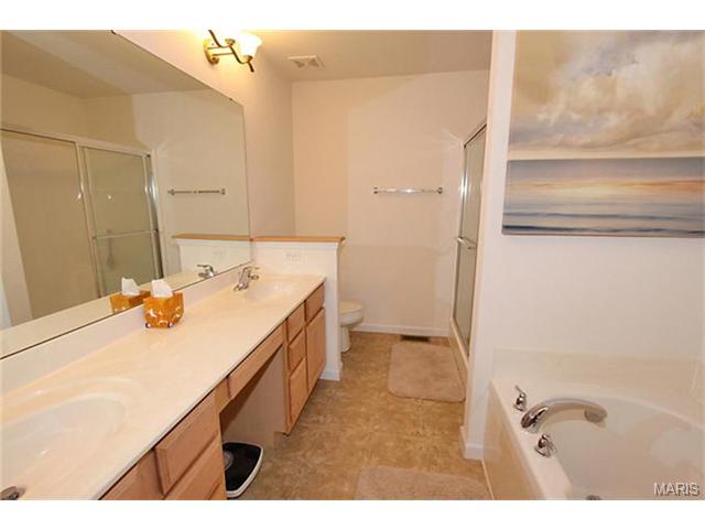 264 Crystal Rdg, O'fallon, MO 63366 photo 13