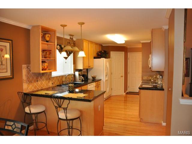 413 Dames Park Dr, O'fallon, MO 63366 photo 3