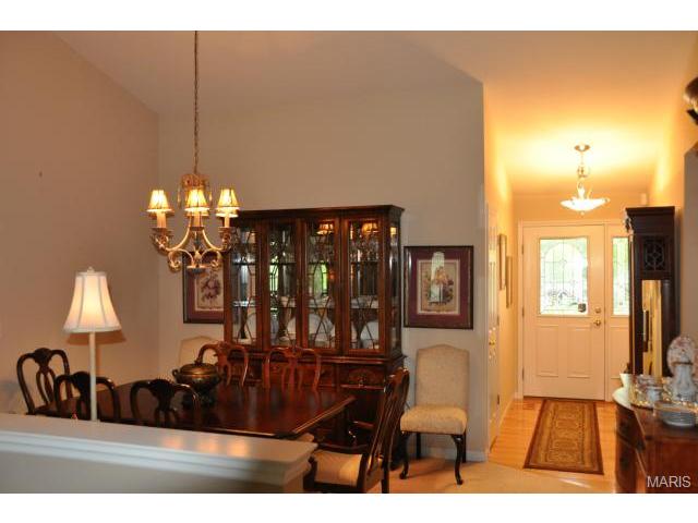 413 Dames Park Dr, O'fallon, MO 63366 photo 5