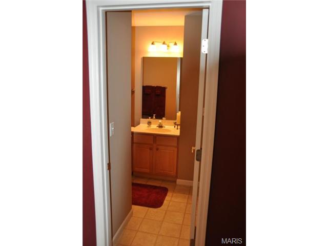 413 Dames Park Dr, O'fallon, MO 63366 photo 11