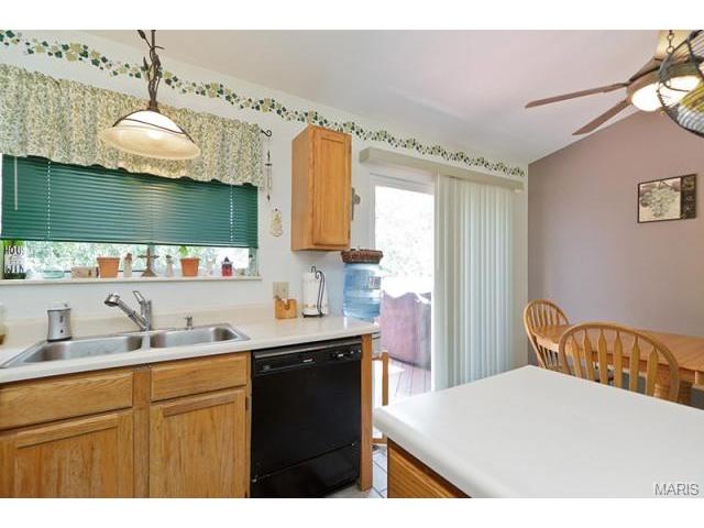 838 Whispering Rock, O'fallon, MO 63366 photo 14