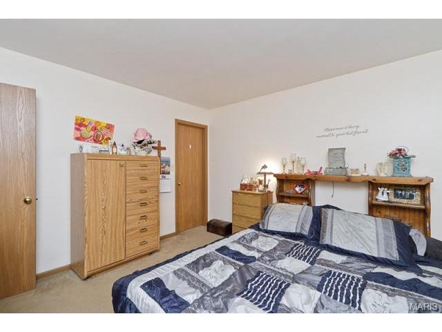 838 Whispering Rock, O'fallon, MO 63366 photo 17