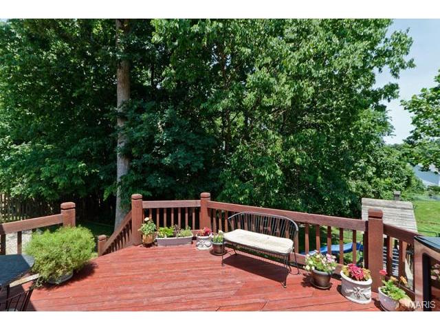 838 Whispering Rock, O'fallon, MO 63366 photo 2