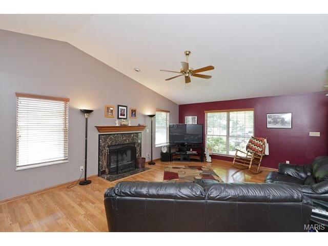 838 Whispering Rock, O'fallon, MO 63366 photo 9