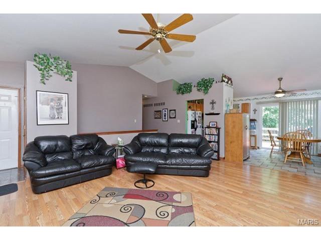 838 Whispering Rock, O'fallon, MO 63366 photo 6