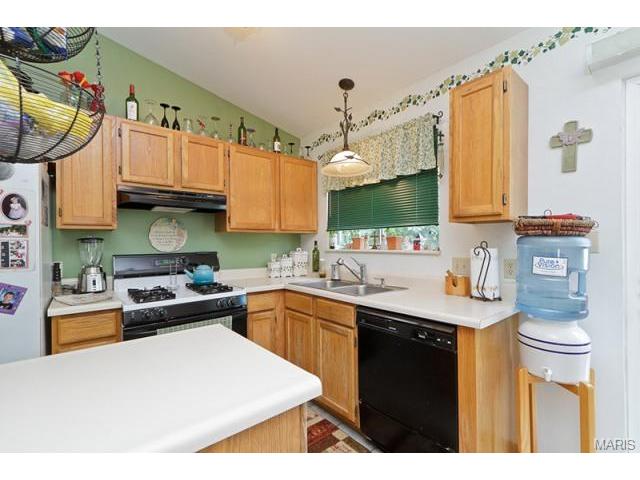 838 Whispering Rock, O'fallon, MO 63366 photo 12