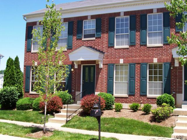 919 Rolling Thunder Dr, O'fallon, MO 63368 photo 1