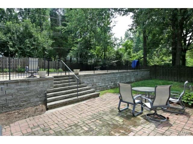 6 Crosswinds Dr, Olivette, MO 63132 photo 13